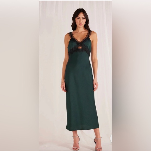 MINKPINK Erin Lace Trim Midi Dress size medium in emerald green mrsp$139 - Picture 1 of 6